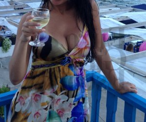 Selver adult dating in Rapid City